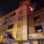 istanbul esenyurtta 5 katli binanin catisi alev alev yandi ek fotograf fb90d73a2bdf