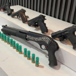 İstanbul- İstanbul merkezli 7 ilde düzenlenen operasyonda gözaltına alınan şüpheliler adliyeye sevk edildi 3 istanbul istanbul merkezli 7 ilde duzenlenen operasyonda gozaltina alinan supheliler adliyeye sevk edildi 093a43ec7e21