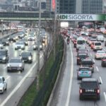 istanbul istanbulda haftanin ilk is gununde trafik yogunlugu 5651e6fd217d