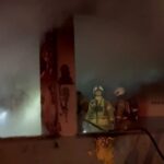 istanbul kagithanede 4 katli metruk binada yangin 6bd605550ca2