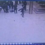 istanbul sultangazide cami avlusunda dayisina kaldirim tasiyla saldiran supheli yakalandi fb0b491f0f2a