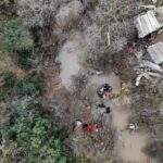 izmirde otomobil dere uzerindeki kopruden gecerken sele kapildi 2 olu 3 141707ab4cd1