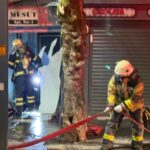 izmitte 7 katli binanin catisinda cikan yangin sonduruldu 6f2f37d486ff