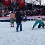 Kar üstünde Karakucak Güreşi heyecanı başladı 5 kar ustunde karakucak guresi heyecani basladi 5b8e09c372f3