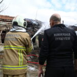 kirikkalede mustakil evde cikan yanginda 1 kisi dumandan etkilendi cb1eb91b5f3c