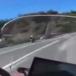 otomobile carpan motosikletin surucusu oldu kaza kask kamerasinda 95f5dc7eab7a