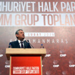 ozgur ozel kahramanmarasta depremde olenlerin mezarlarini ziyaret etti 2 2a8632c841a9