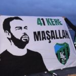 selcuk inana kocaelispor taraftarindan surpriz dogum gunu video eklendi b32f713aaeb5