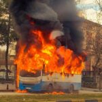 seyir halindeki halk otobusu alev alev yandi 95651042348a