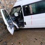 siirtte ogrenci servisi minibusu ile otomobil carpisti 6 yarali 88102192167b