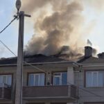 3 katli apartmanin catisi alev alev yandi 7a76c7368dc0