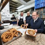 ak partili kasapoglu izmirde vatandaslarla sahurda bir araya geldi 71932c7da1e0