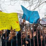 Ankara'da okul binasının devredilmesine tepki gösteren öğrenci ve velilerden basın açıklaması 3 ankarada okul binasinin devredilmesine tepki gosteren ogrenci ve velilerden basin aciklamasi dd2f5d31396a