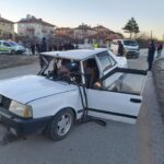 ankarada otomobil ile minibus carpisti 3 yarali 37bf495dc29e