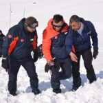 arama kurtarma teknisyenlerine life beep cihaziyla arama kurtarma egitimi cdf6d7ff5767