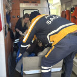 babasinin catidan attigi insaat demiri basina isabet etti 9602c6e68a0a