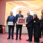 bakan ersoy istiklal marsimiz yon gostermektedir c8edebb48fe8