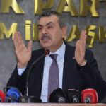 bakan tekinden chpye tosun pasa filmi benzetmesi 130b567ccd66