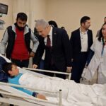 belediye otobusu ile ogrenci servis otobusu carpisti 17 yarali 1328aba0e66d