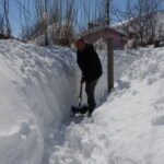 bitliste koyluler actiklari kar tunelleri ile ulasim sagliyor 534357c2cc83