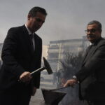 bitliste nevruz programinda protokol uyeleri demir dovdu atesten atladi fc1c9b5431e2