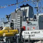 canakkalede deniz kuvvetleri komutanligina bagli gemiler ziyarete acildi 36d2a6f7b8b6