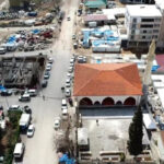 depremde hasar goren tarihi camide 3 yil sonra ilk namaz 07791bea0f94