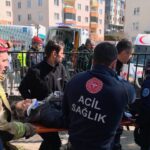 El freni çekilmeyen otomobil, dede ve torunlarını ezdi: 1 ölü, 2 ağır yaralı 8 el freni cekilmeyen otomobil dede ve torunlarini ezdi 1 olu 2 agir yarali b51f1a1c7dbf