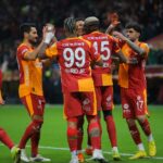 Galatasaray, Alanyaspor’u geçerek ligdeki iç saha yenilmezliğini 31 maça taşıdı 3 galatasaray alanyasporu gecerek ligdeki ic saha yenilmezligini 31 maca tasidi 35aef08a3394