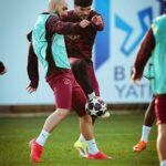 Galatasaray, Liverpool maçı hazırlıklarını sürdürdü 2 galatasaray liverpool maci hazirliklarini surdurdu 0f7d845cfb1d