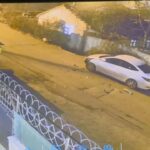 istanbul arnavutkoyde basibos at park halindeki araclara carpti 3f1d1b0dce60