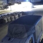 istanbul arnavutkoyde carptigi otomobil ters dondu kamyonet soforu kacti 617085b40150