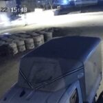 istanbul arnavutkoyde carptigi otomobil ters dondu kamyonet soforu kacti ab9899dcf083