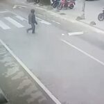 istanbul beykozda yaya gecidinde motosikletin carptigi kisi yaralandi fcd6dd7ea586