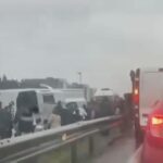 İstanbul - Büyükçekmece D-100 Karayolu'nda midibüs devrildi; 1 ölü 9 yaralı -2 / Ek bilgi 2 istanbul buyukcekmece d 100 karayolunda midibus devrildi 1 olu 9 yarali 2 ek bilgi fdf7933d6acb