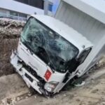 istanbul catalcada kamyonun refuje carptigi kaza kamerada fa4a269de2d9