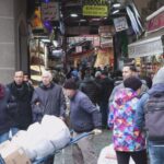 istanbul eminonunde bayram alisverisi yogunlugu 7c326f8b6dfc