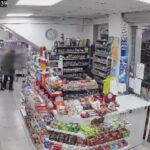 istanbul fatihte akran zorbaligi koli bandini dogum gunu kutlayacagiz diyerek marketten almislar 74461aef3bed