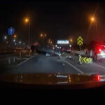 istanbul fatihte cipin bariyerlere carptigi anlar kamerada 5103c5824885