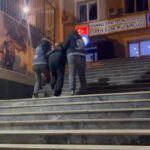 İstanbul- İstanbul'da 3 iş yerine saldırıp 26 milyon lira haraç istediler: 12 gözaltı 6 istanbul istanbulda 3 is yerine saldirip 26 milyon lira harac istediler 12 gozalti 3e428e17af8a