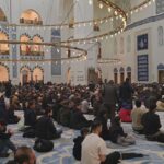 istanbul istanbulda kadir gecesi idrak edildi a3af0fa03267