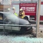 istanbul kartalda kirmizi isikta gecen otomobil tira carpip duraga daldi 79189be6c868