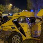istanbul kartalda surucusunun makas attigi otomobil taksiye carpti 3 yarali 1f80a5fa2e86