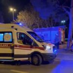 istanbul kartalda surucusunun makas attigi otomobil taksiye carpti 3 yarali a5fd1326967e