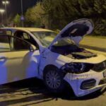 istanbul kartalda surucusunun makas attigi otomobil taksiye carpti 3 yarali b31052607a58