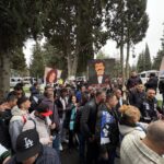 İstanbul- Müslüm Gürses ölümünün 13’üncü senesinde kabri başında dualarla anıldı 1 istanbul muslum gurses olumunun 13uncu senesinde kabri basinda dualarla anildi 1b1e2404e514