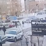 istanbul sancaktepede iki otomobil carpistigi kaza kamerada fa019979fa54