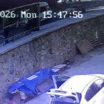 istanbul sariyerde viraji alamayan 18 yasindaki surucu karsi yone uctu 4 kisinin yaralandigi kaza kamerada 02df5d0bbc50