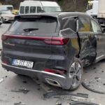 istanbul sariyerde viraji alamayan 18 yasindaki surucu karsi yone uctu 4 kisinin yaralandigi kaza kamerada d835a4aaa461