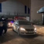 İstanbul - Sultangazi'de sokakta uyuşturucu satan şüphelilere suçüstü: 5 gözaltı 4 istanbul sultangazide sokakta uyusturucu satan suphelilere sucustu 5 gozalti cb60e4c73a28